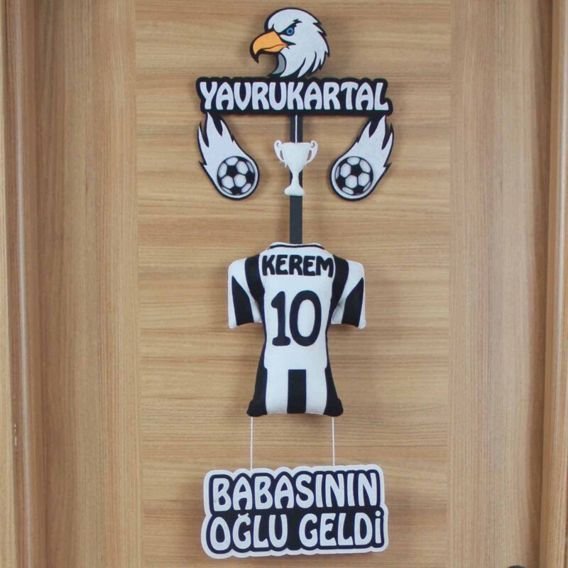 Kerem isimli YavruKartal Kapı Süsü