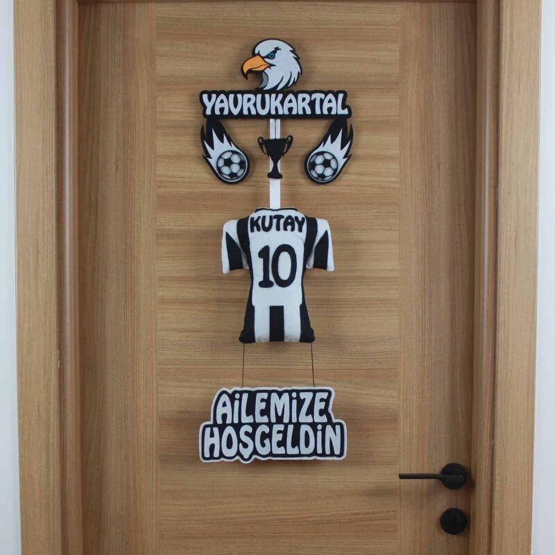 Kutay isimli YavruKartal Kapı Süsü