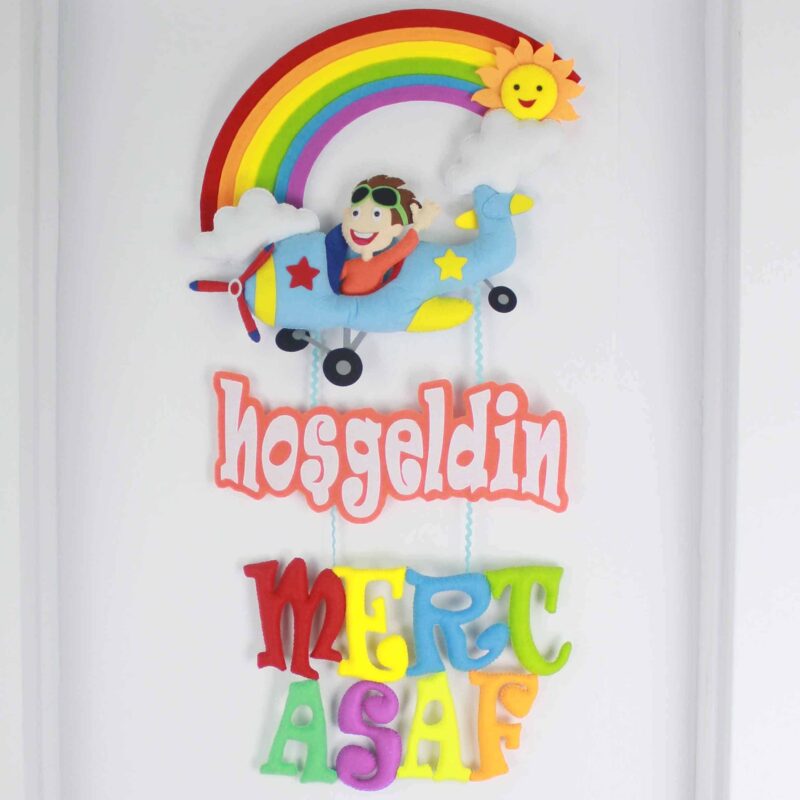 Mert Asaf isimli Pilot Bebek Kapı Süsü