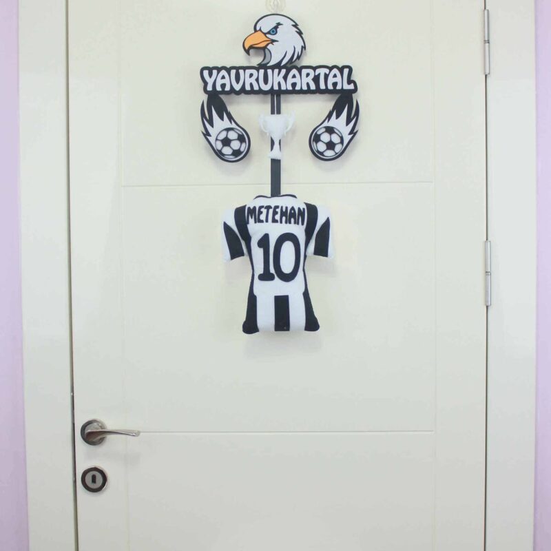 Metehan isimli YavruKartal Kapı Süsü