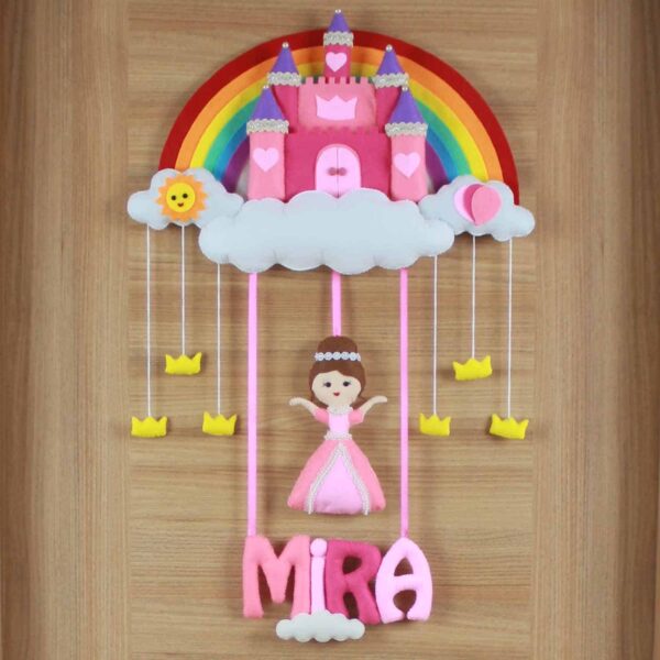 Mira isimli Şato Kız Bebek Kapı Süsü