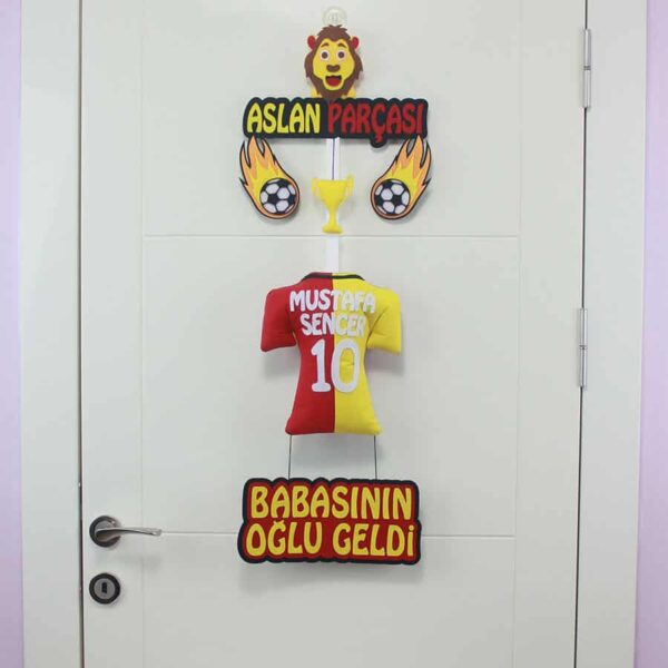 Mustafa Sencer isimli AslanParçası Kapı Süsü