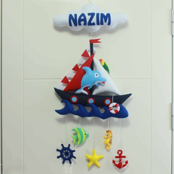 Nazım isimli Denizci Bebek Kapı Süsü