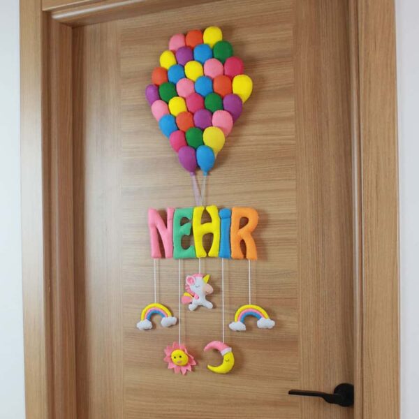Nehir isimli Balonlar Unicorn Bebek Kapı Süsü