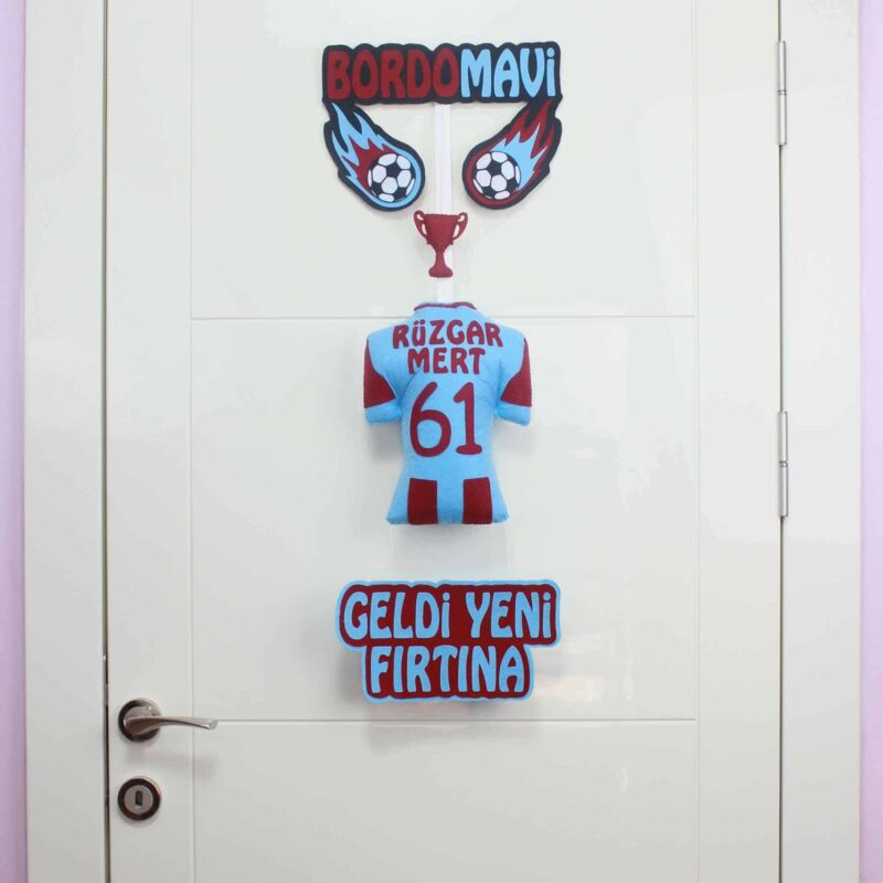 Rüzgar Mert isimli BordoMavi Kapı Süsü