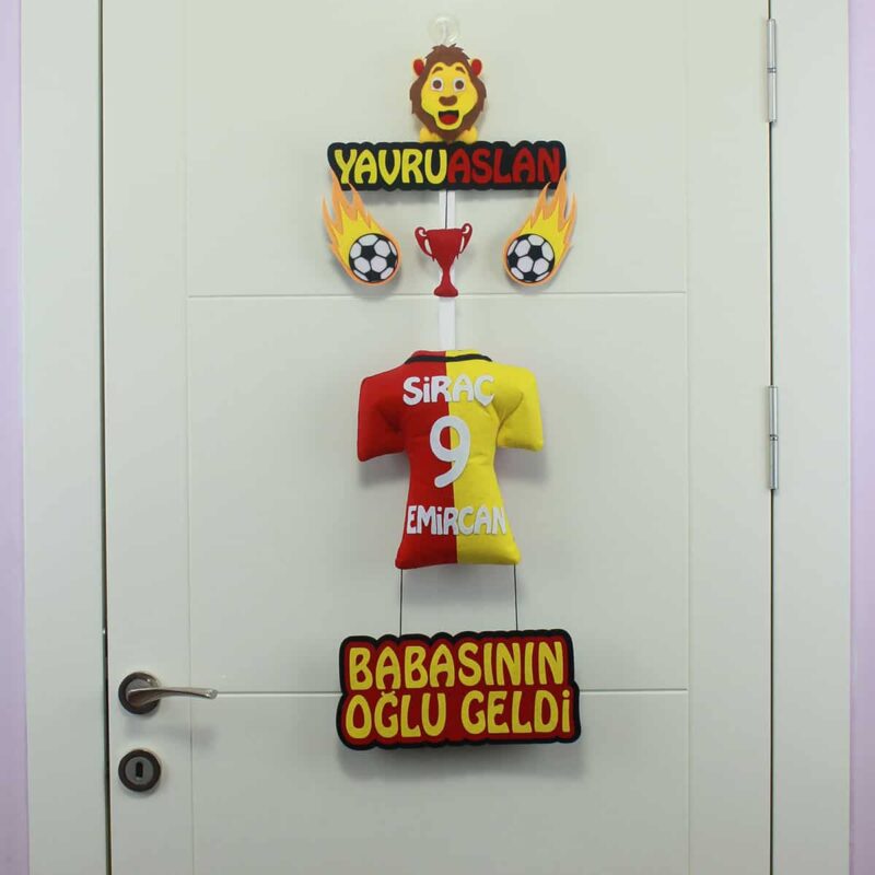 Siraç Emircan isimli YavruAslan Kapı Süsü