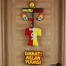 Tarık isimli YavruAslan Kapı Süsü