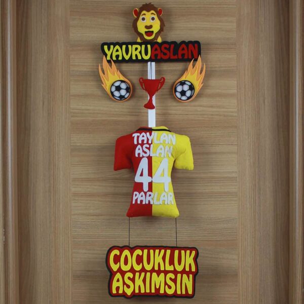 Taylan Aslan isimli YavruAslan Kapı Süsü