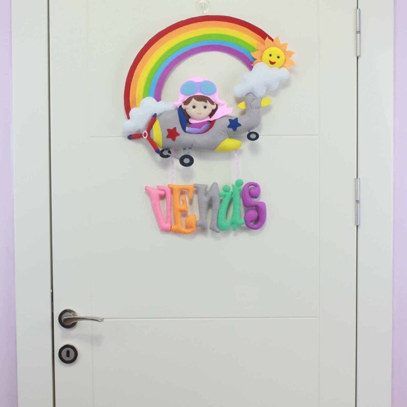 Venüs isimli Pilot Bebek Kapı Süsü