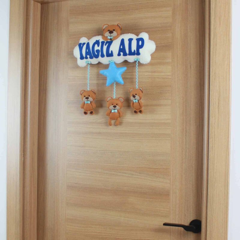 Yağız Alp isimli Bulutlu Ayıcık Bebek Kapı Süsü