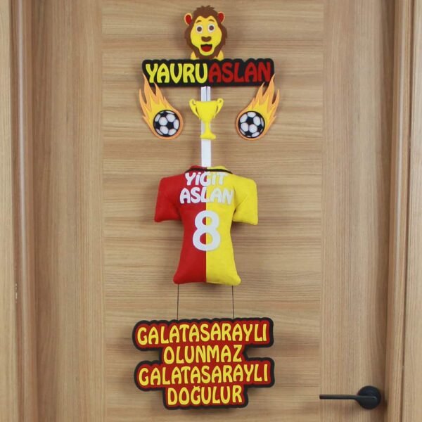 Yiğit Aslan isimli YavruAslan Kapı Süsü