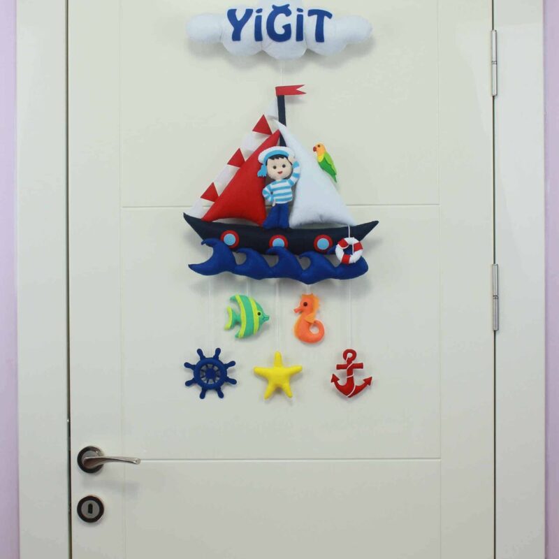 Yiğit isimli Denizci Bebek Kapı Süsü