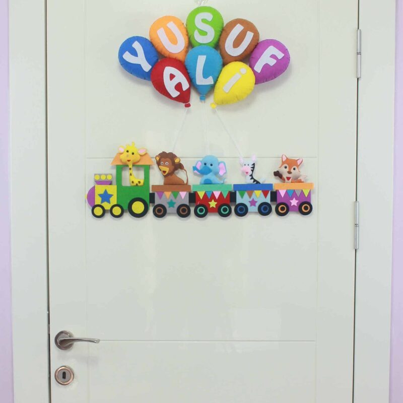 Yusuf Ali isimli Tren Bebek Kapı Süsü