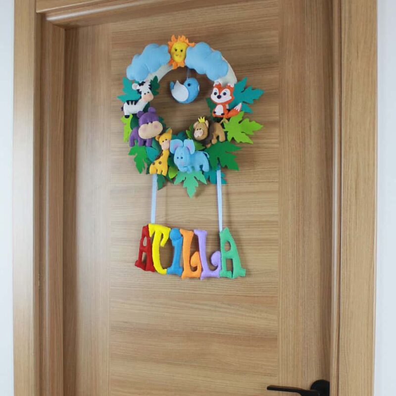 Atilla isimli Safari Bebek Kapı Süsü