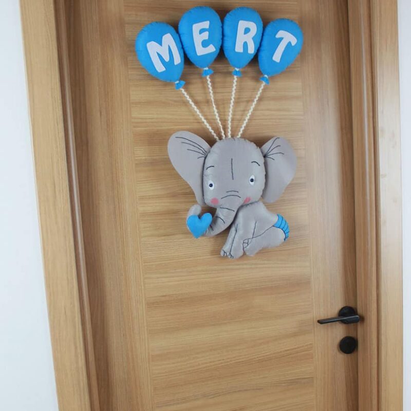 Mert isimli Filli Bebek Kapı Süsü
