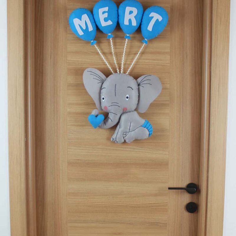 Mert isimli Filli Bebek Kapı Süsü