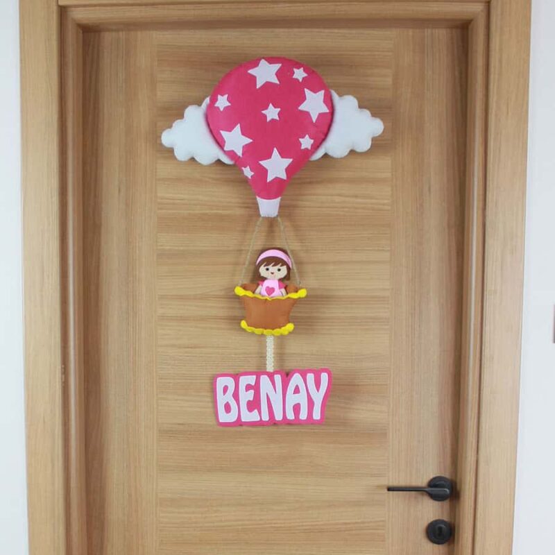 Benay isimli Sıcak Hava Balonlu Bebek Kapı Süsü