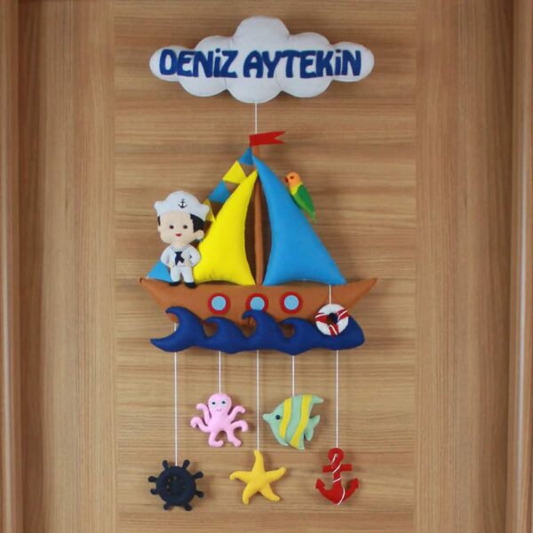 Deniz Aytekin isimli Denizci Bebek ve Hastane Kapı Süsü
