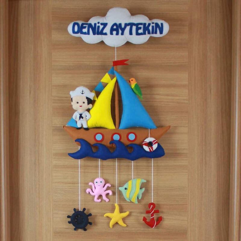 Deniz Aytekin isimli Denizci Bebek ve Hastane Kapı Süsü