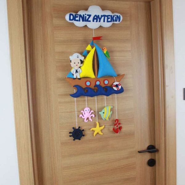Deniz Aytekin isimli Denizci Bebek ve Hastane Kapı Süsü