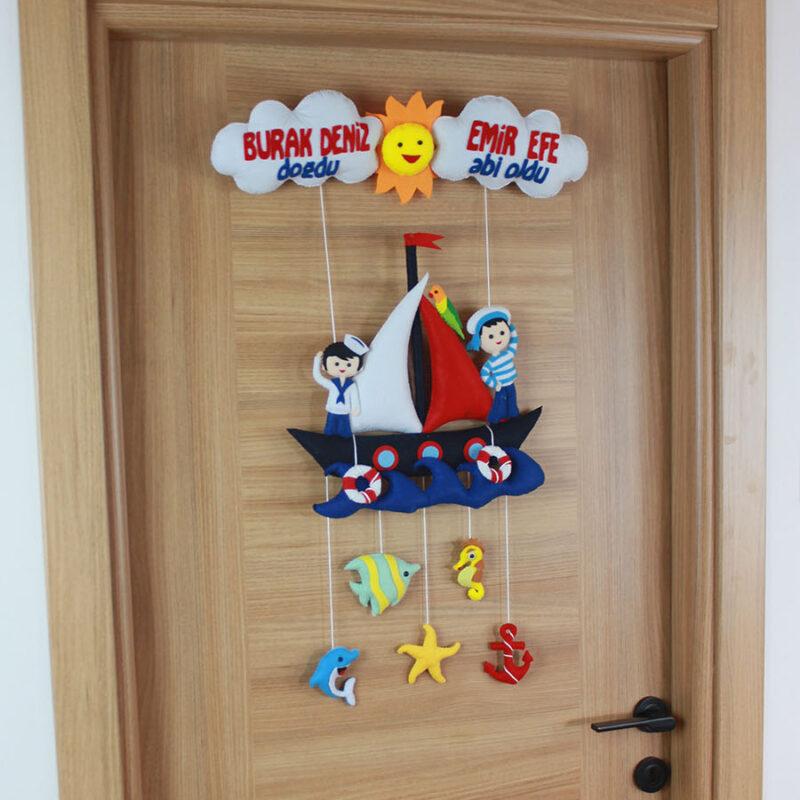 Burak Deniz ve Emir Efe isimli Denizci Kardeş Kapı Süsü