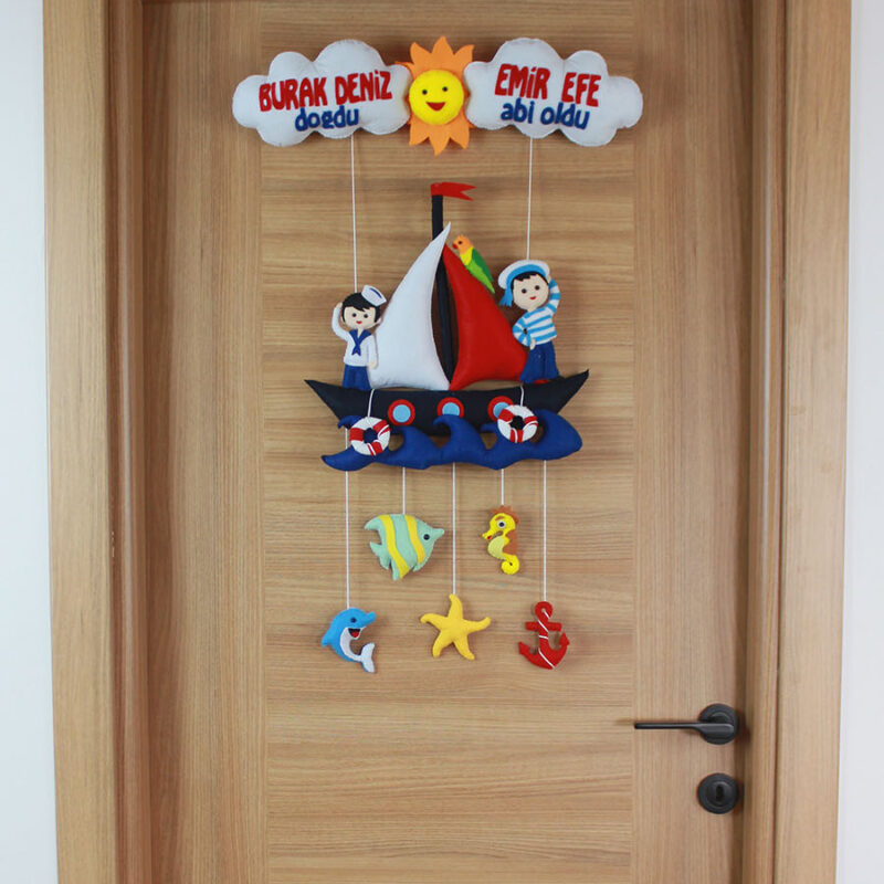 Burak Deniz ve Emir Efe isimli Denizci Kardeş Kapı Süsü