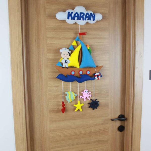 Karan isimli Denizci Hastane ve Bebek Odası Kapı Süsü