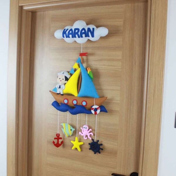 Karan isimli Denizci Hastane ve Bebek Odası Kapı Süsü