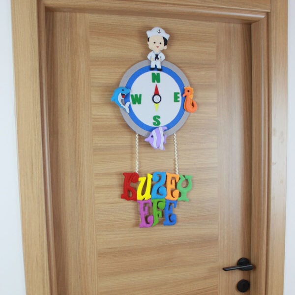 Kuzey Efe isimli Pusula Bebek Kapı Süsü