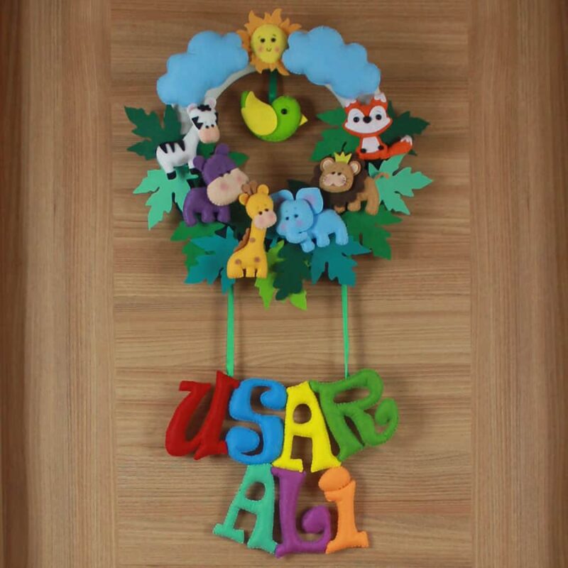 Usar Ali isimli Safari Bebek Kapı Süsü