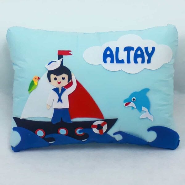 Altay isimli denizci kapı ve süs yastığı