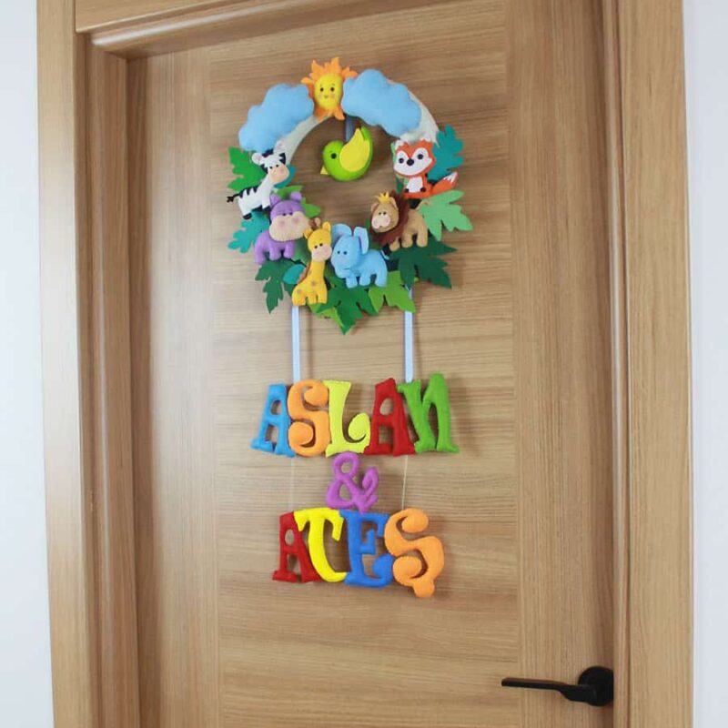 Aslan ve Ateş isimli Kardeş Safari Bebek ve Hastane Odası Kapı Süsü