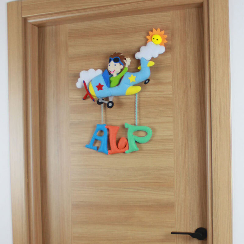 Alp ismi yazılı renkli dolgulu keçe harfler