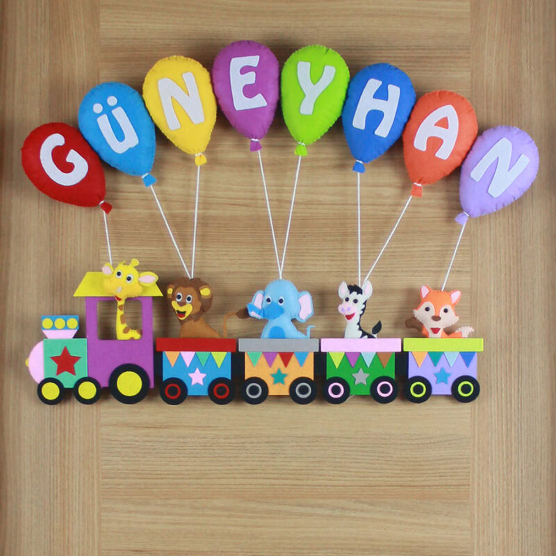 Güneyhan yazılı renkli keçe balonlar ve harf detayları