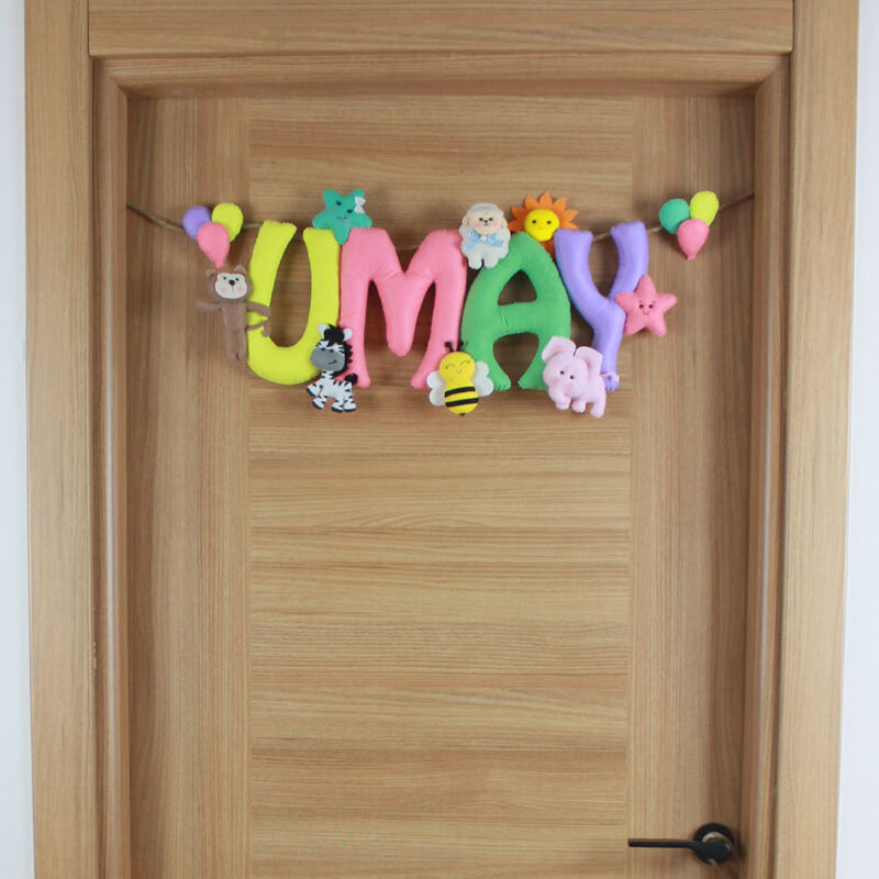 Umay isimli safari hayvanları temalı halatlı keçe kapı süsü genel görünüm