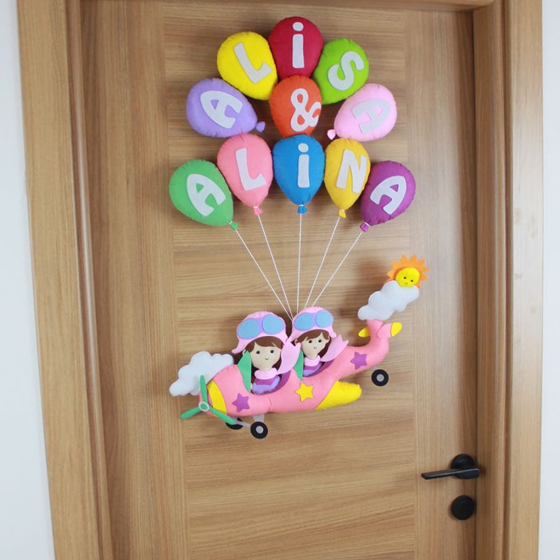 Bulut, güneş ve pervane detaylı keçe oda süsü