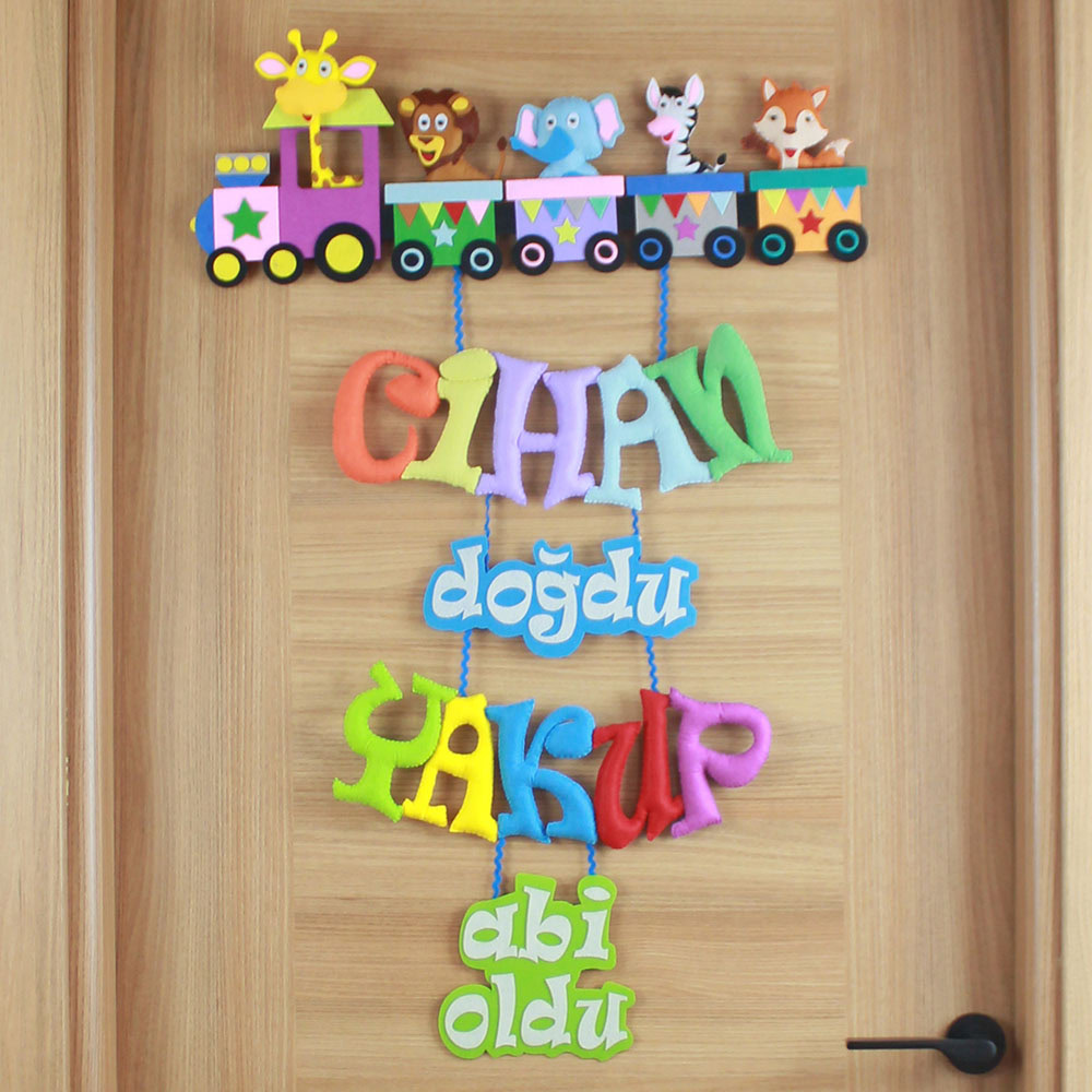 Cihan ve Yakup İsimli Trenli Safari Kardeş Kapı Süsü